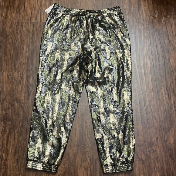 NWT Anthropologie Camo Sequin Jogger Trouser Pants L - Picture 4 of 16